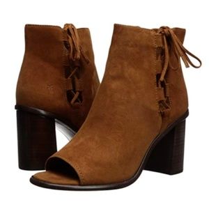 SALE New in Box Frye Amy Ghillie Open Toe Bootie